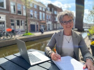 gecertificeerd budgetcoach, zelfstandig ondernemer, NEN 8048 PE-punten schuldhulpverlener hbo-opleiding Hoffelijk, Caroline Hertog, LOI, Kiwa