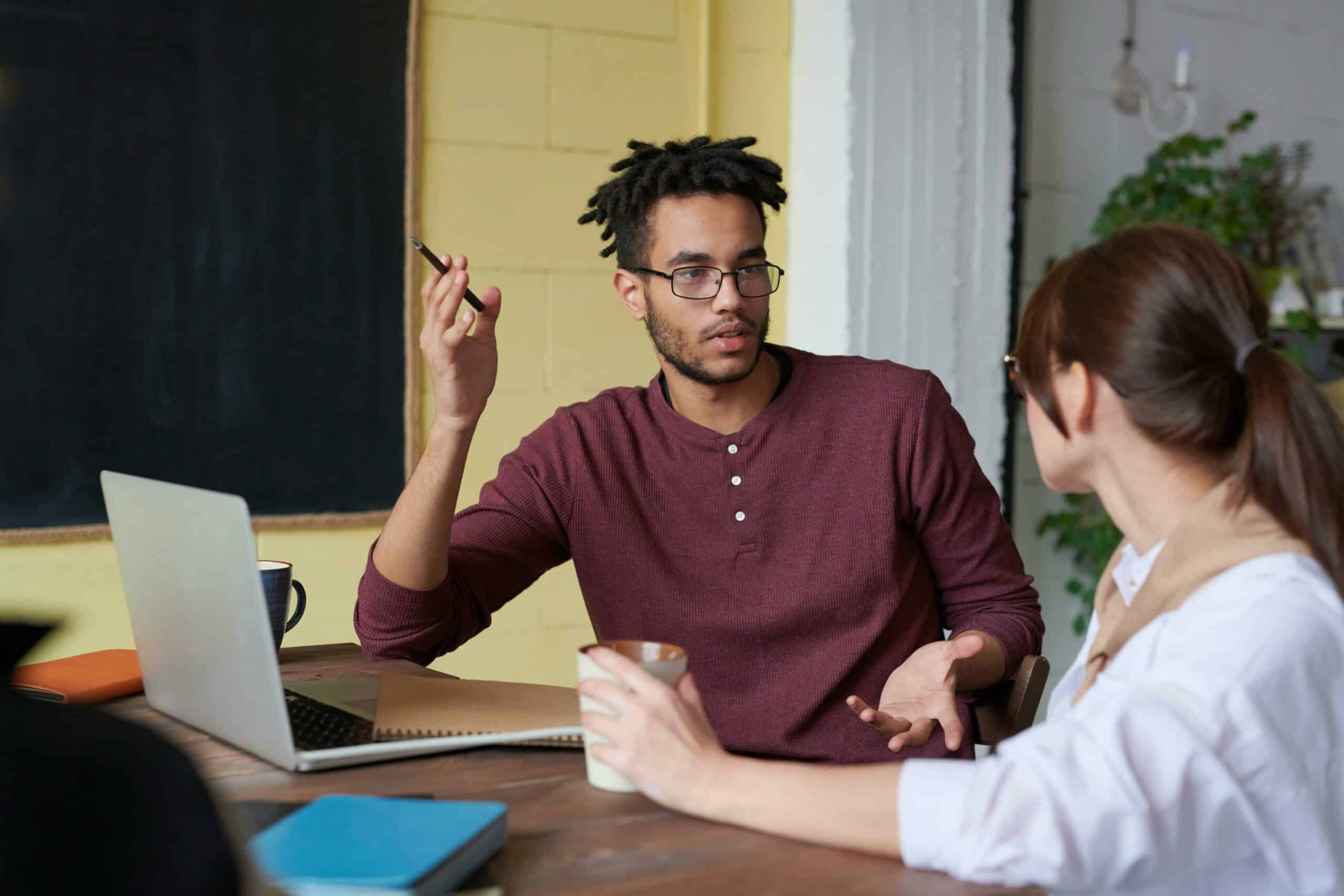 Wat is het verschil tussen de opleidingen Budgetcoach, Schuldhulpverlener en Bewindvoerder?